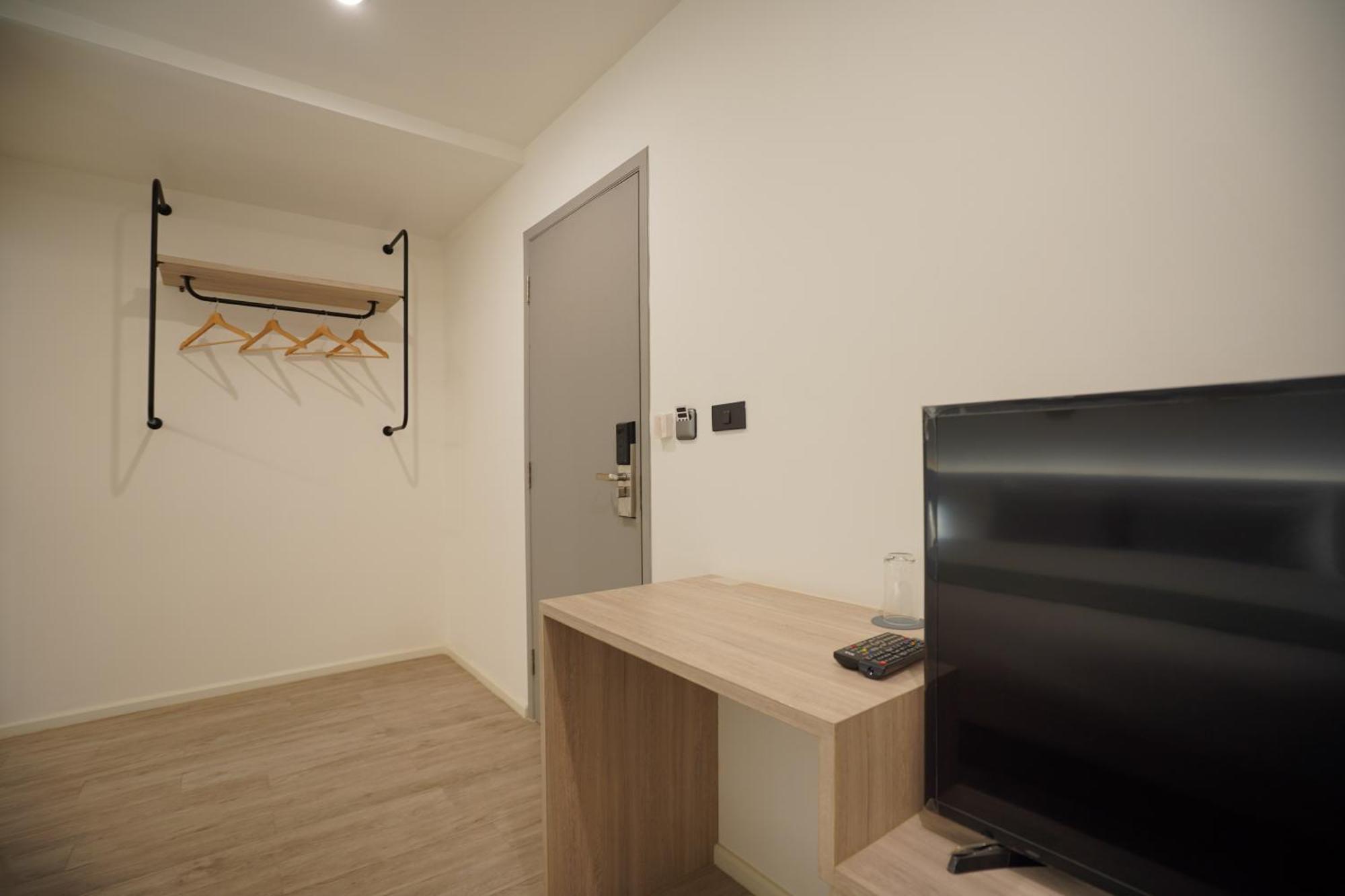 E11 Hotel - Bts Punnawithi Μπανγκόκ Εξωτερικό φωτογραφία